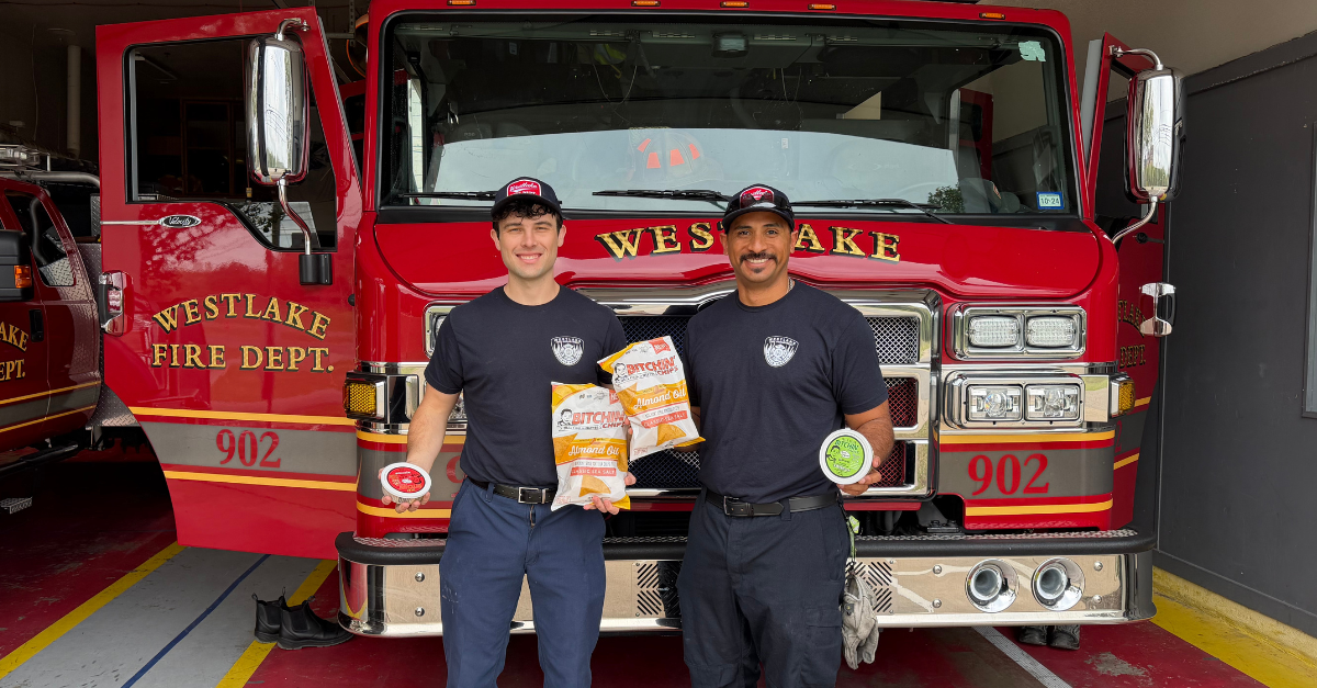 Picture of firefighters with bitchin chips and bitchin sauce!